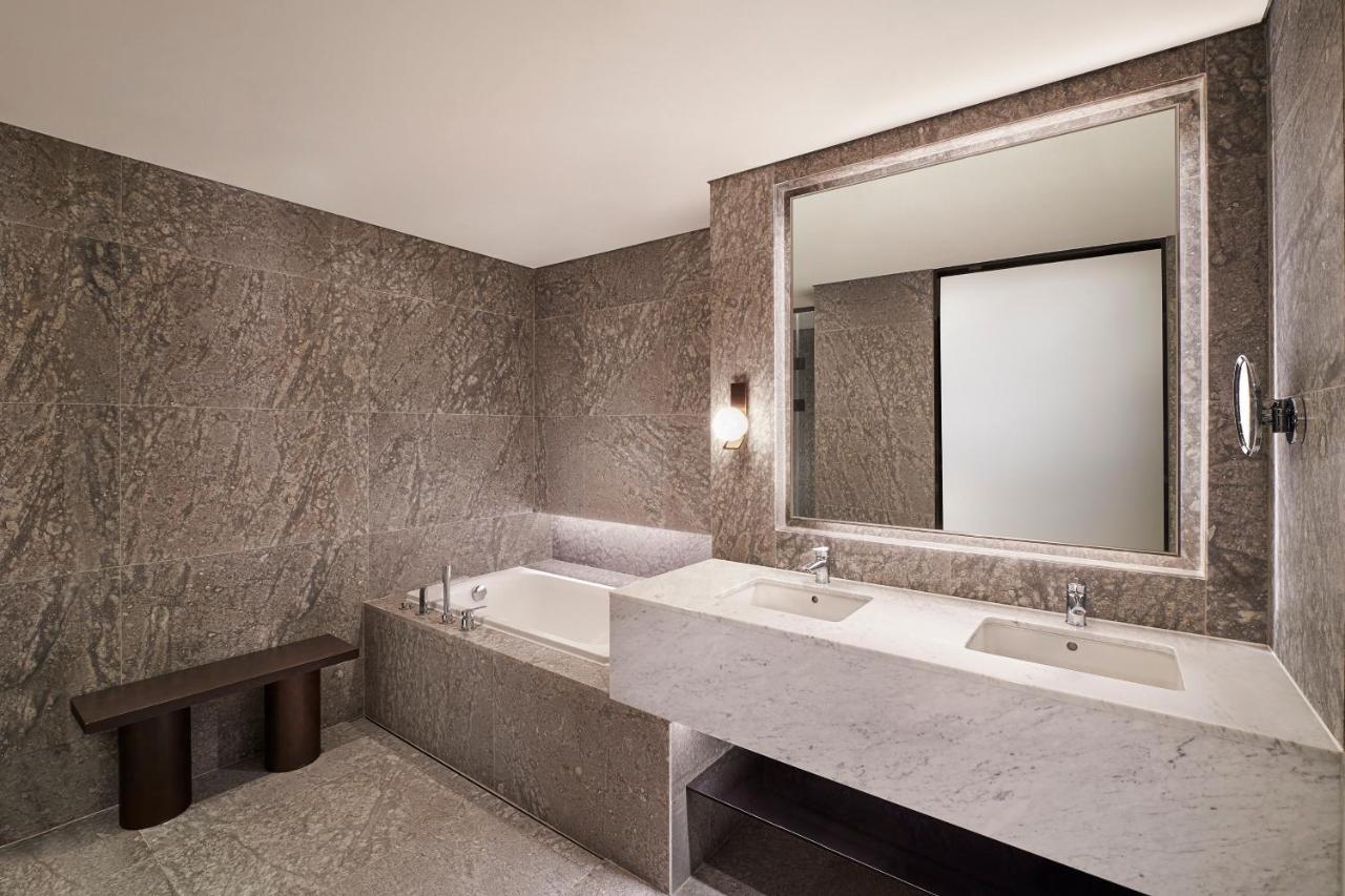 Hotel Naru Ambassador - Mgallery Collection